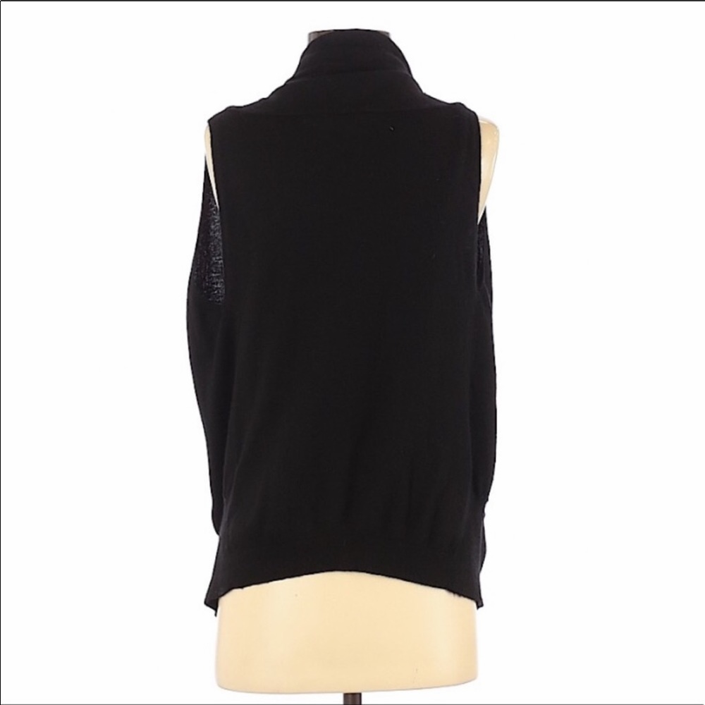 🎉HOST PICK🎉VINCE BLACK 100% CASHMERE CARDIGAN - Picture 3 of 16